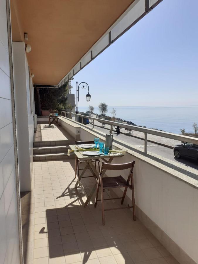 Cadorna Fronte Mare Lejlighed Alassio Eksteriør billede